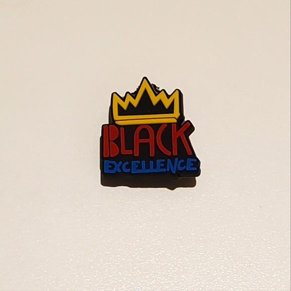 Black Excellence 12 Piece Crocs Jibbitz Bundle - Picture 10 of 13